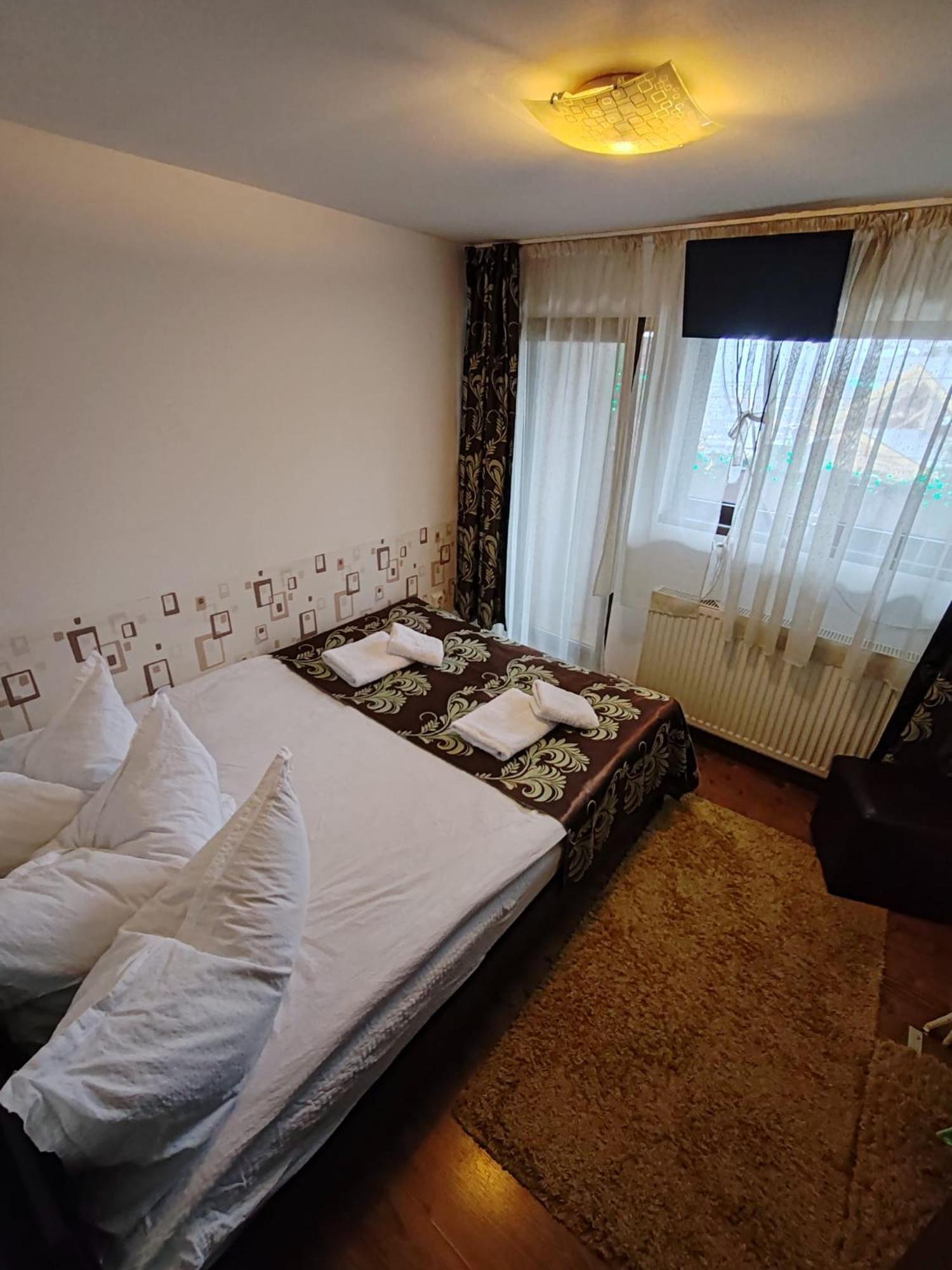 Casa Alex Hotel Toplita  Luaran gambar